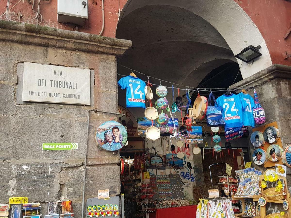 Ad Un Passo Dal Duomo "2" Appartement Napels Buitenkant foto