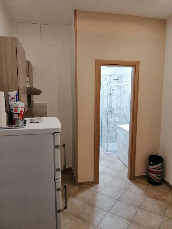 Ad Un Passo Dal Duomo "2" Appartement Napels Buitenkant foto